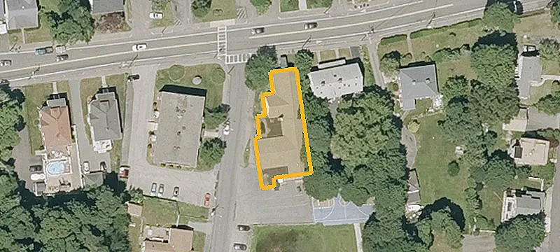 182 Commercial St
