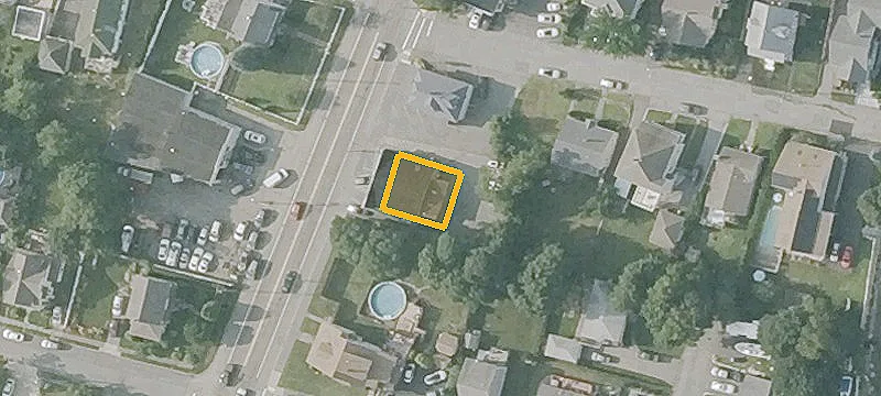 1120 Riverside Ave