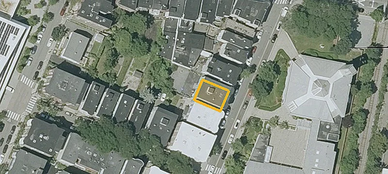417 Cardinal Medeiros Ave