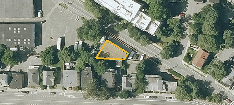 42 Lowell St