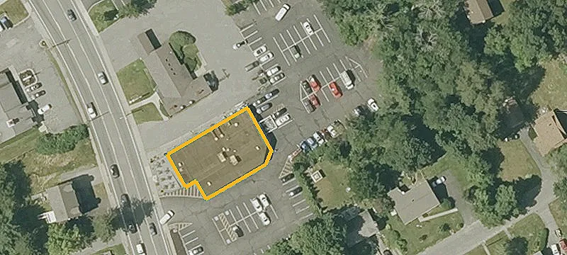 1149 Main St