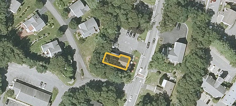 211 Cotuit Rd