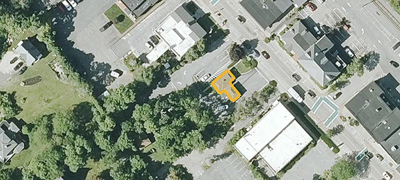 242 Main St