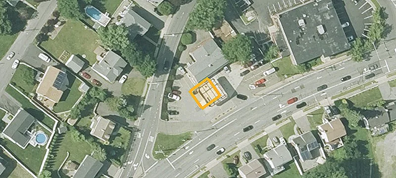 305 Weston St