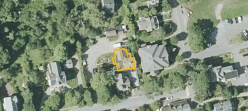 7 Cottage St