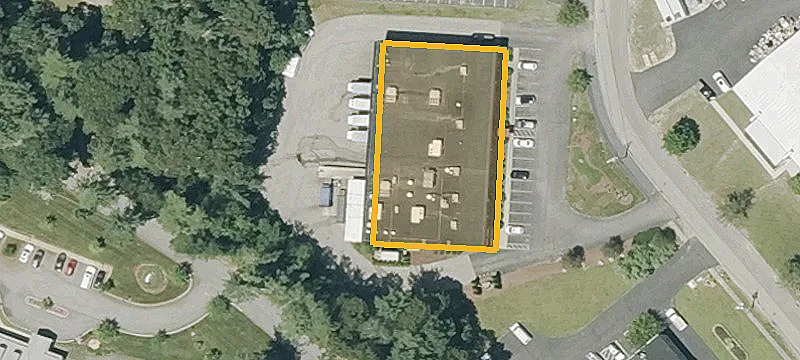 12 Riverside Dr