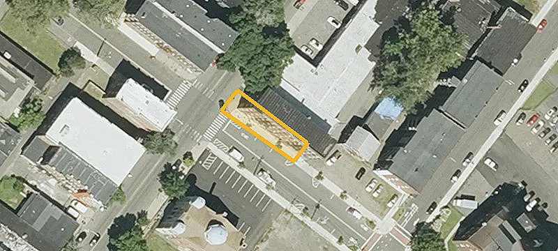 398 Main St, Unit 400