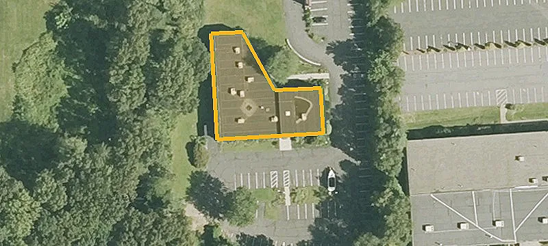 182 Tpke Rd
