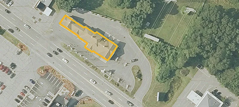 1072 Grand Army Hwy