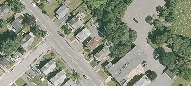 13 Margin St