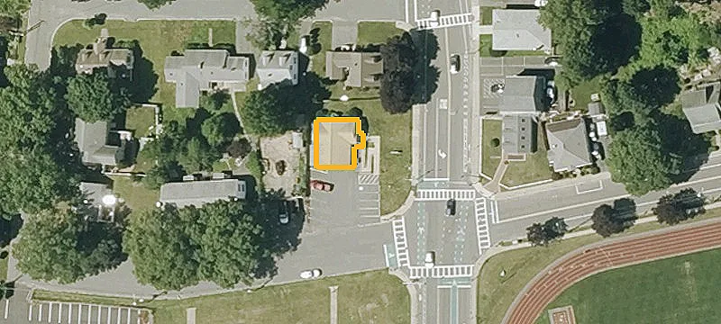 138 Main St