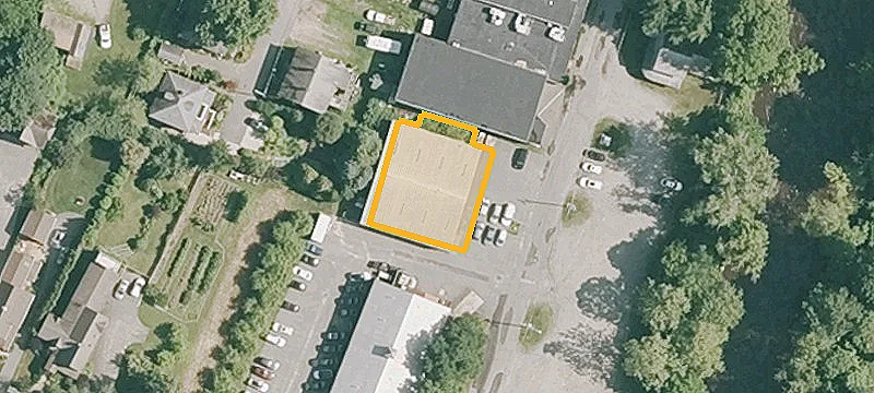11 Riv St