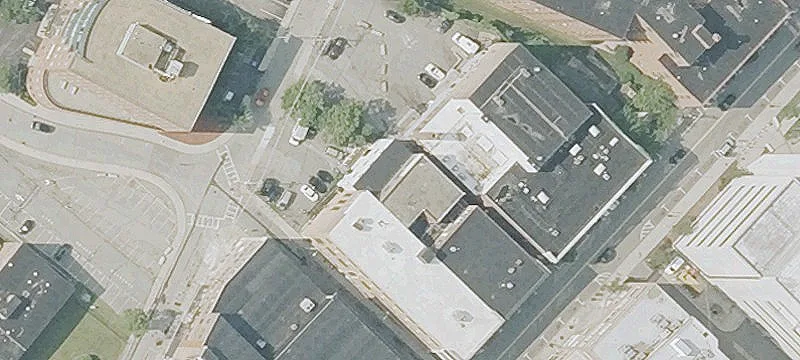 221 Main St