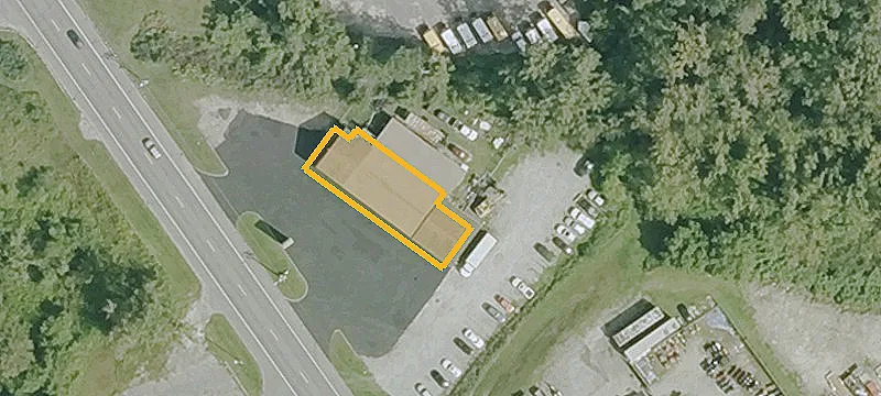 512 Curran Hwy