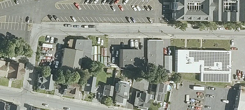 9 Maynard St