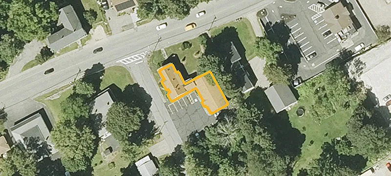 284 Main St