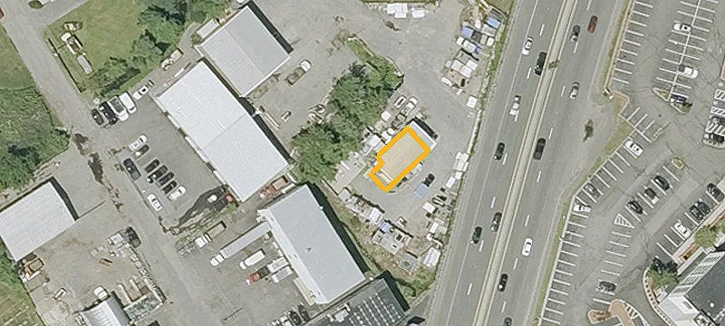 21 Swan Rd
