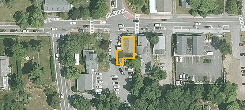 703 Main St