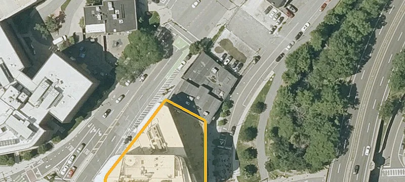 676678 Brookline Pl