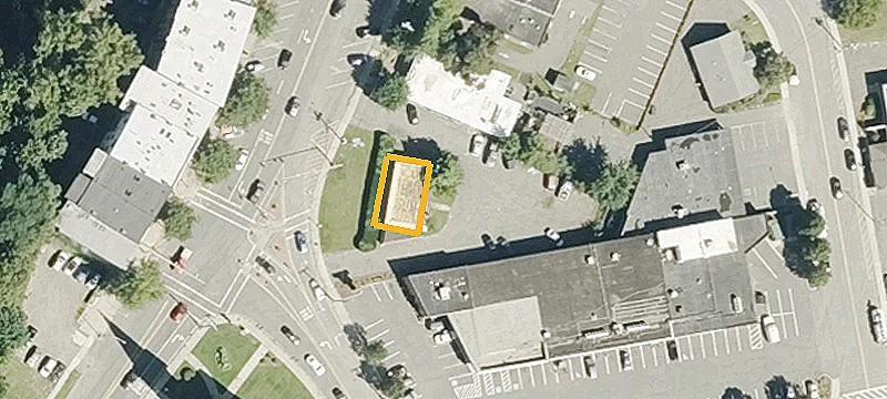 72 Main St