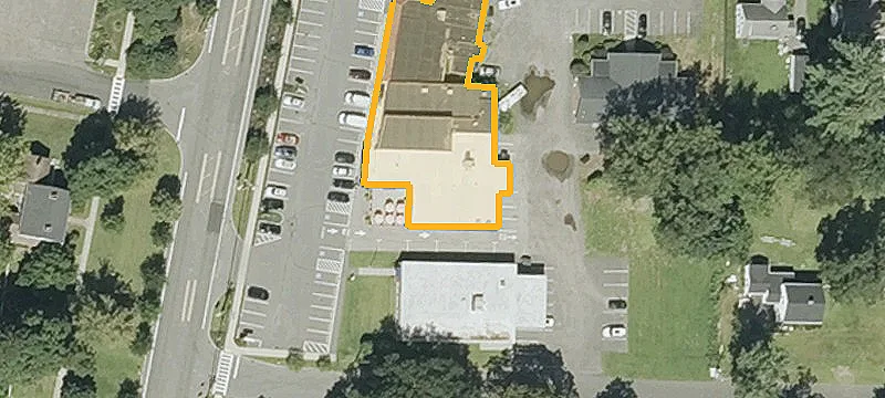 719 Main St