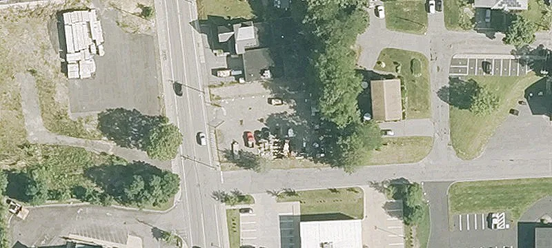 835 Main St