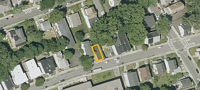 95 Maxwell St