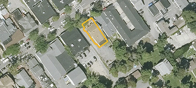 577 Main St