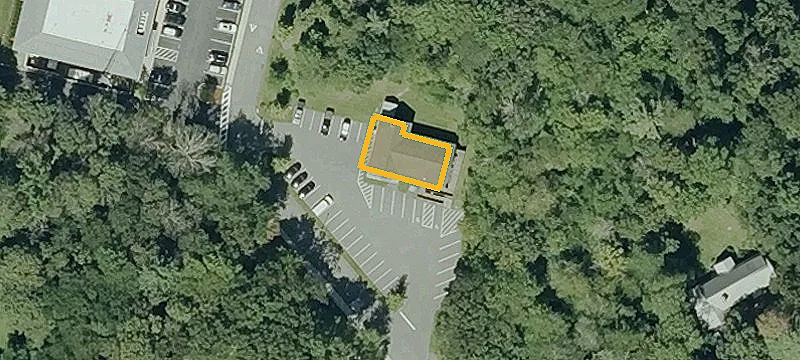 90 Deerfield Ave