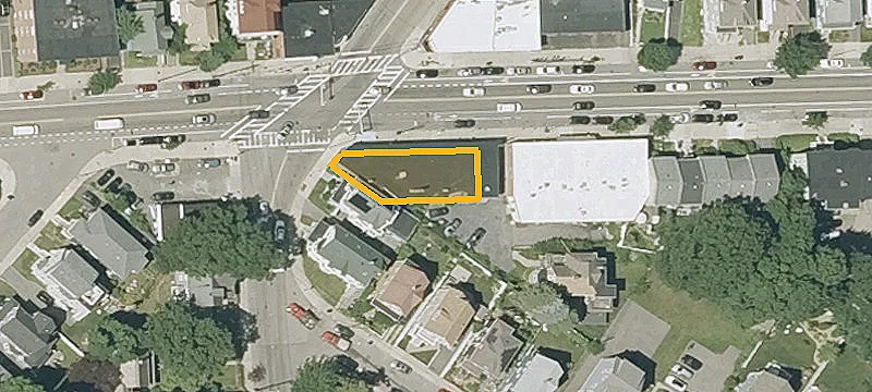 156 Belgrade Ave, Unit 168