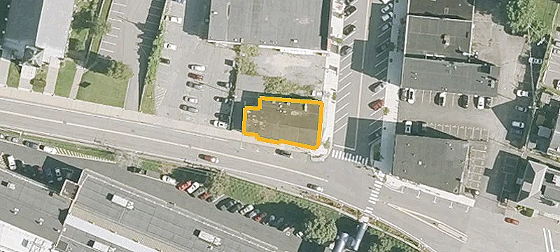 210 High St