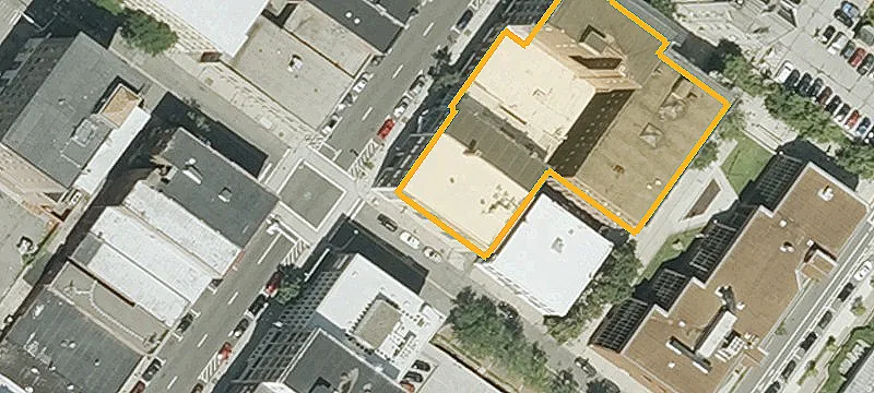 300 High St