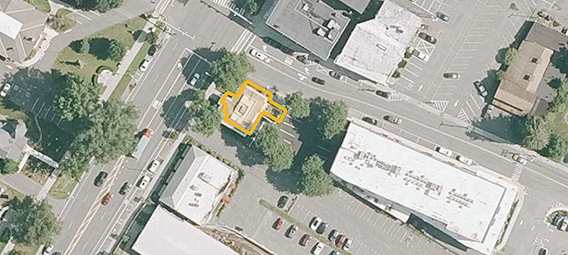 325 Main St