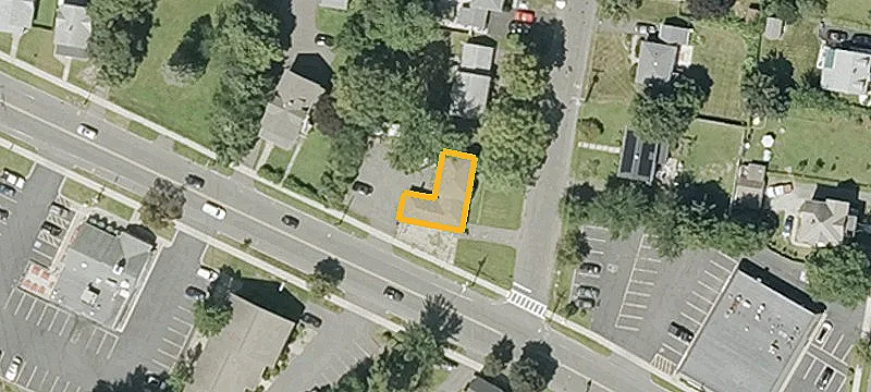 9 Thomas Dr