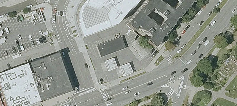 200-202 Ipswich St