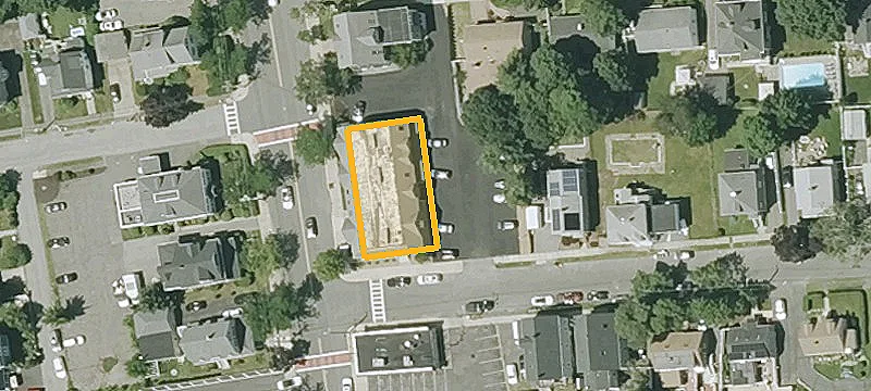 320 Central St