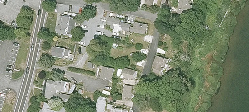 11 Cottage St