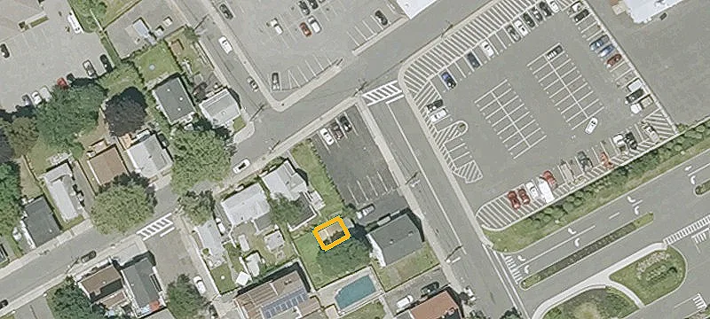 98 Spencer St