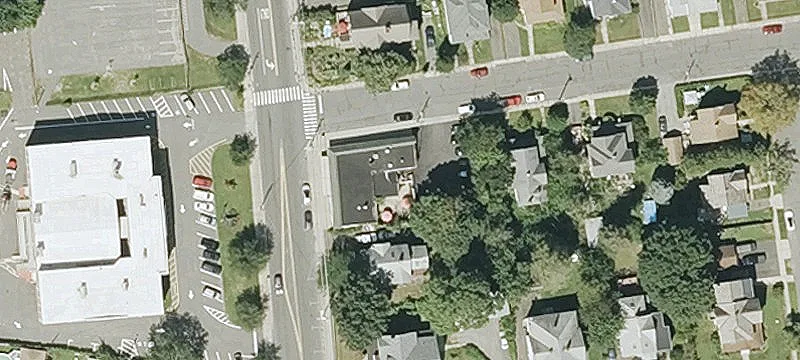 37-39 Myrtle Ave