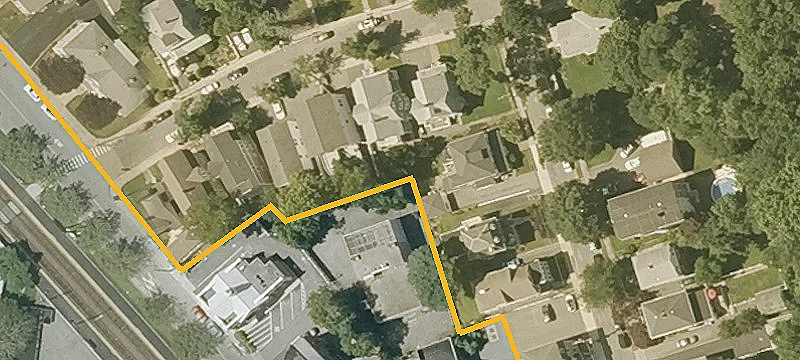 9 Playstead Rd