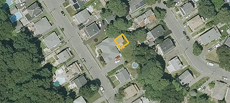 45 Colonial Ave