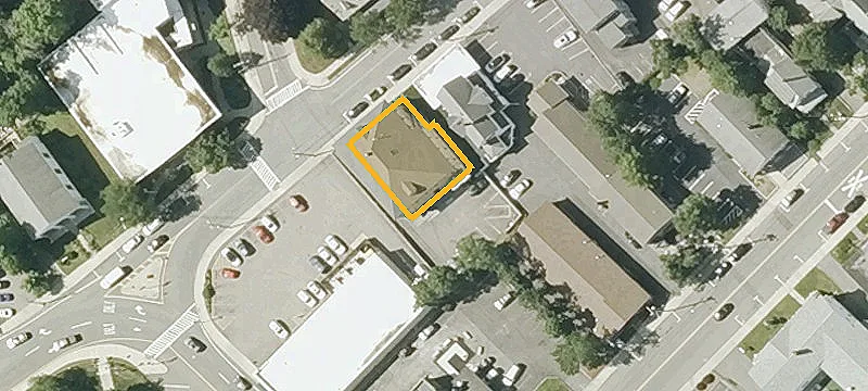11-15 Bird St