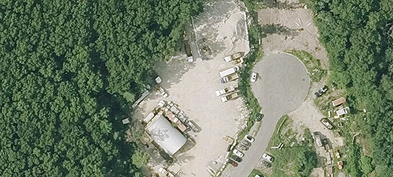 2 Falcon Ln