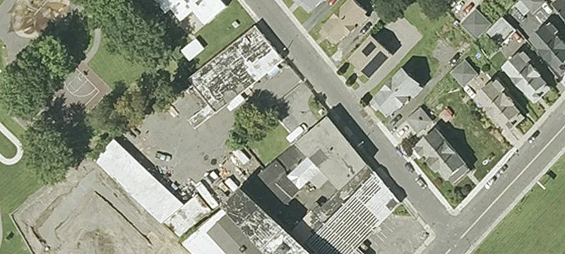 12 Cass St