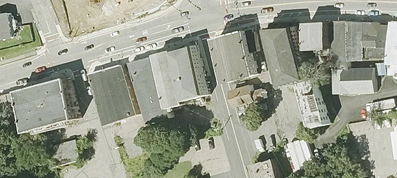 126 Main St