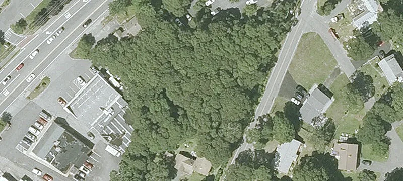 121 Rte 28