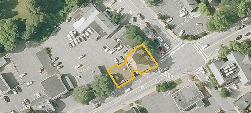 489 Main St