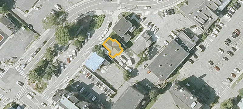 11 Park Ave