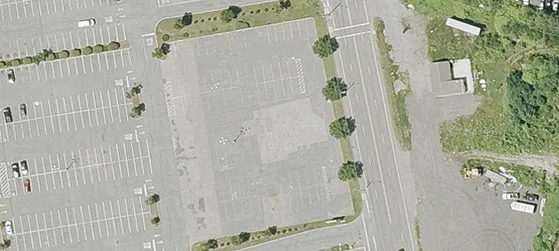 Main St