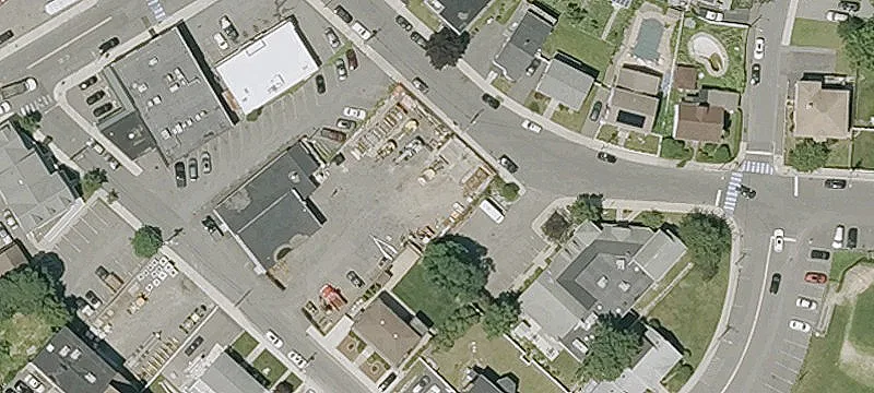 Harvard St